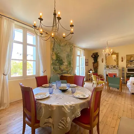 T5 - Commerce Et A Proximite - Centre De - Lb682-002 Appartement *